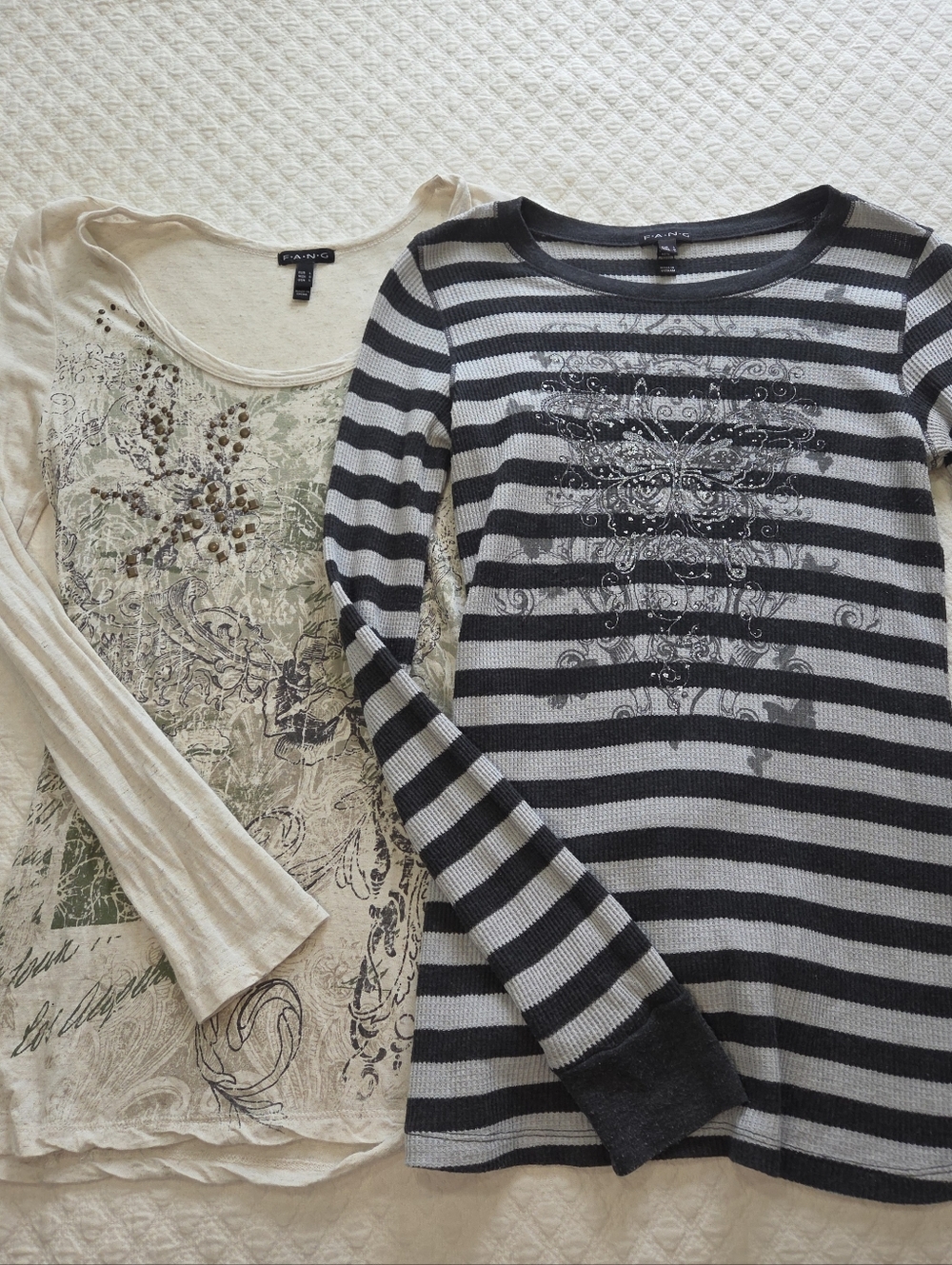 FANG y2k Long Sleeve Graphic T Shirts Lot of 2 Size Large Stud & Glitter Detail